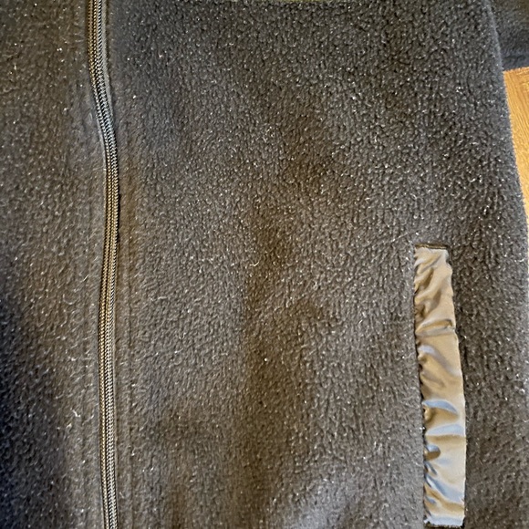 Cotopaxi zip up fleece - Picture 6 of 6